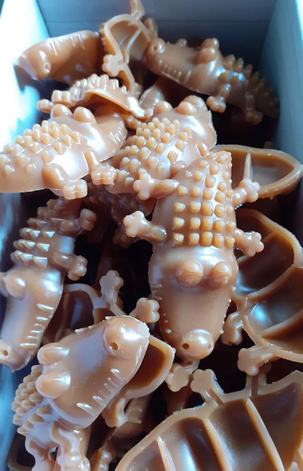 Peanut Butter Crocodiles 9.5cm