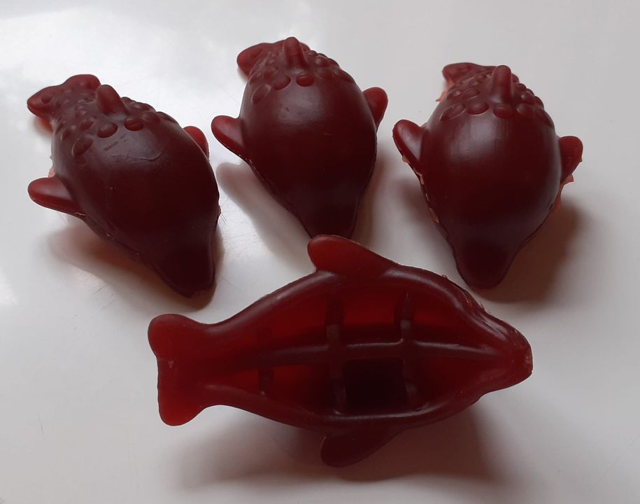 Strawberry & Banana Dolphins 7cm